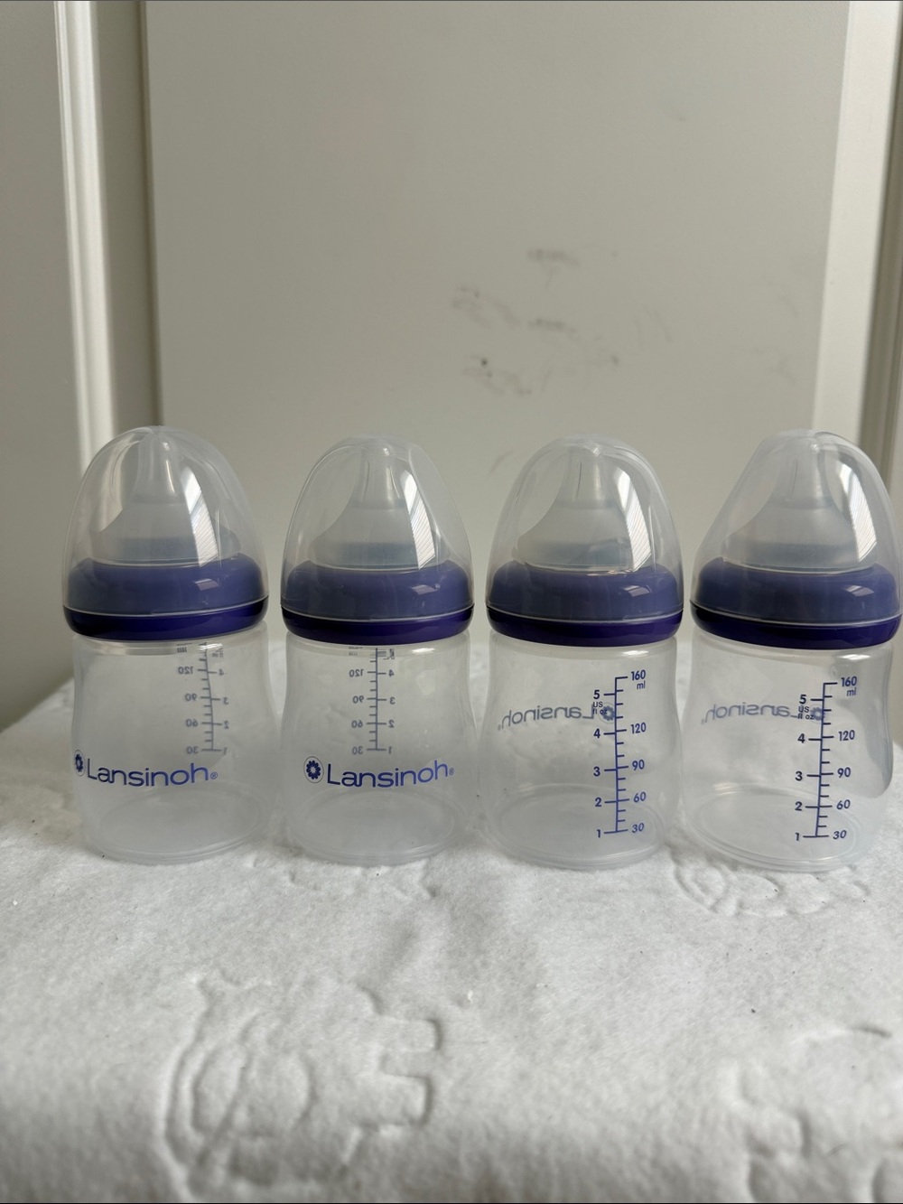EUC Lansinoh Baby Bottles, 5 oz, 4-pack